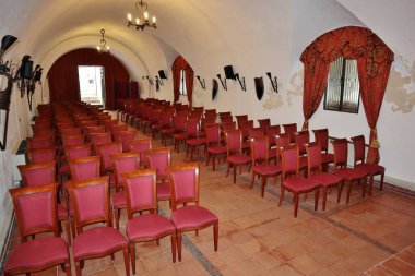 Scilla, Calabria, İtalya 13 Haziran 2021: Castello Ruffo Konferans Odası