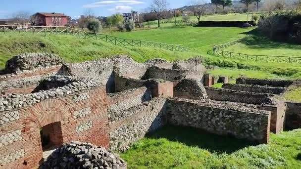 ミラベッラ エクラーノ カンパニア州 イタリア2022年11月23日 紀元前3世紀に遡る古代ローマ都市エクラノの遺跡の概要 — ストック動画