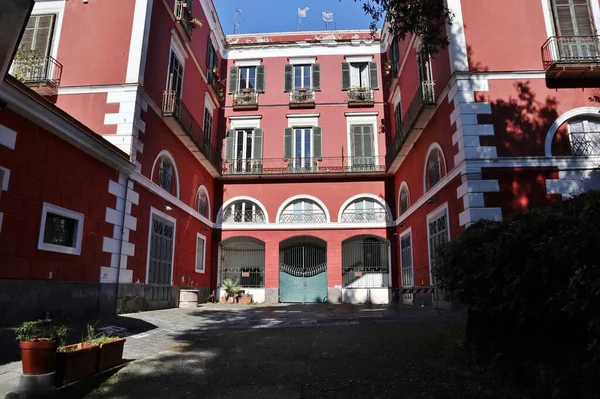 Napoli Campania Febbraio 2022 Accesso Museo Delle Carrozze Nelle Scuderie — Foto Stock