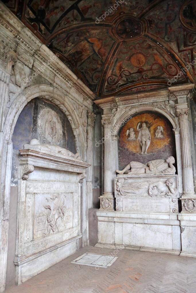 Nápoles, Campania, Italia 27 de diciembre de 2022 Monumento