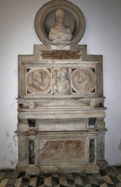 Napoli, Campania, İtalya - 27 Aralık 2022: Santa Maria La Nova Kilisesi 'nden Cappellone di San Giacomo della Marca