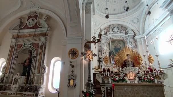 2023年1月2日 意大利坎帕尼亚 16世纪圣玛丽亚德拉格拉齐教堂的内部概览 — 图库视频影像