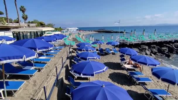 Искья Кампания Италия Мая 2022 Года Обзор Побережья Пляжа Пунта — стоковое видео