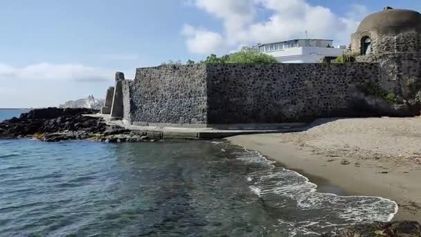 Ischia Kampania Włochy Maja 2022 Przegląd Plaży Rybackiej — Wideo stockowe