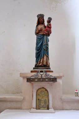Tremiti Adaları, Puglia, İtalya 26 Temmuz 2021: Santa Maria Manastırı 'nın içi 11. yüzyılda San Nicola Adası' nda inşa edilmiştir.