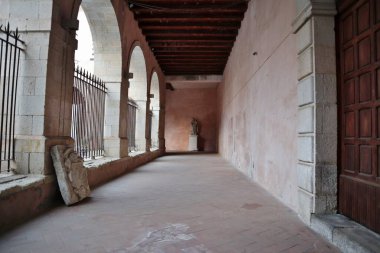 Tropea, Calabria, İtalya 12 Haziran 2021: 12. yüzyıl Maria Santissima di Romanya Katedrali Largo Duomo 'da