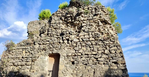 Marina Del Cantone September 2023 Ruinene Recommone Tower Bygget 1500 stockfoto