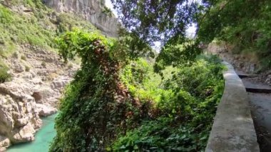 Sahip Lubrense, Campania, İtalya - 5 Eylül 2023: Erişim yolundan Crapolla Fjord 'un Genel Görünümü