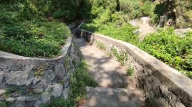 Sahip Lubrense, Campania, İtalya - 5 Eylül 2023: Erişim yolundan Crapolla Fjord 'un Genel Görünümü