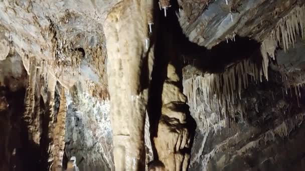 Maratea Basilicata Italia Septiembre 2023 Pequeña Cueva Bajo Strada Statale — Vídeos de Stock