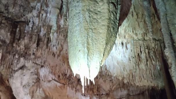 Maratea Basilicata Italia Septiembre 2023 Pequeña Cueva Bajo Strada Statale — Vídeos de Stock