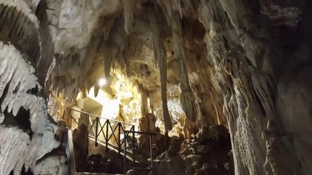 Маратеа Италия Сентября 2023 Года Маленькая Пещера Strada Statale Районе — стоковое видео