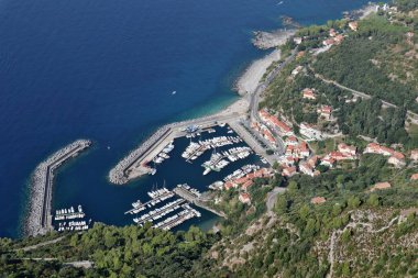 Maratea, Basilicata, İtalya - 22 Eylül 2023: Monte San Biagio Genel Görünümü