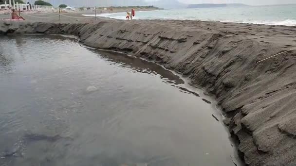 イタリアのマラテ バジリカタ 2023年9月23日 カラブリアの境界にあるカストロクコビーチのガリプス — ストック動画