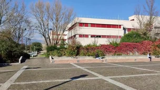 2023年12月20日 イタリア カンパニア サレルノ ユニサ大学のキャンパスの限界 — ストック動画