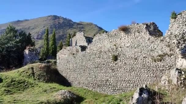 ボイアノ モリゼ イタリア 2023 世紀に建てられたノーマン パンドーン城の遺跡の概要 シビタ スーパーリアの村を支配します — ストック動画