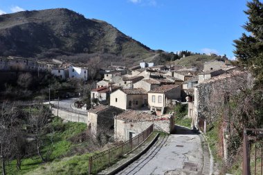 Boiano, Molise, İtalya 16 Ocak 2024: San Giovanni Battista Kilisesi 'nden panoramik manzara