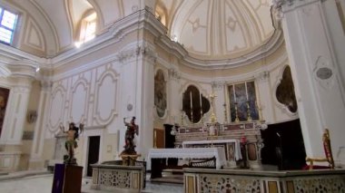 Benevento, Campania, İtalya 15 Şubat 2024: San Domenico Kilisesi 13. yüzyılda kuruldu ve 17. yüzyılın sonunda yeniden inşa edildi.