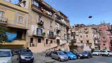 Napoli, Campania, İtalya 28 Mart 2024: Eski 9. yüzyılda San Gennaro dei Poveri Hastanesi San Gennaro Bazilikası 'na bağlandı.