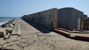 Termoli, Molise, İtalya: Adriyatik Denizi 'ndeki güçlendirilmiş köy, Swabian Kalesi tarafından 11. yüzyılda inşa edildi.