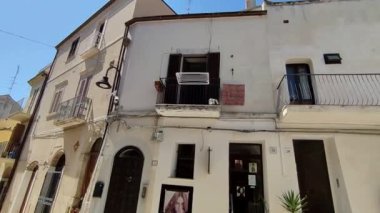 Termoli, Molise, İtalya: Adriyatik Denizi 'ndeki güçlendirilmiş köy, Swabian Kalesi tarafından 11. yüzyılda inşa edildi.