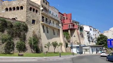 Termoli, Molise, İtalya: Adriyatik Denizi 'ndeki güçlendirilmiş köy, Swabian Kalesi tarafından 11. yüzyılda inşa edildi.