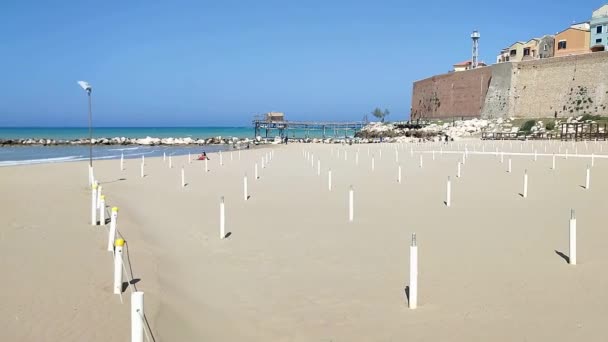 Termoli Molise Talya Nisan 2024 Lkbaharda Lungomare Cristoforo Colombo Plaj — Stok video