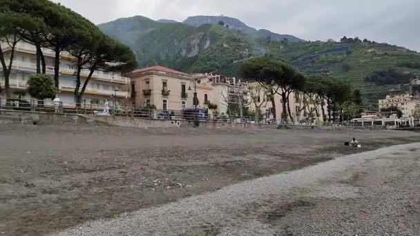 Майори Кампания Италия Апреля 2024 Года Пляж Лунгомаре Самый Длинный — стоковое видео