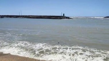 Lido di Ostia, Lazio, İtalya - 3 Mayıs 2024: Lungomare Duca degli Abruzzi 'deki Roma Turizm Limanı