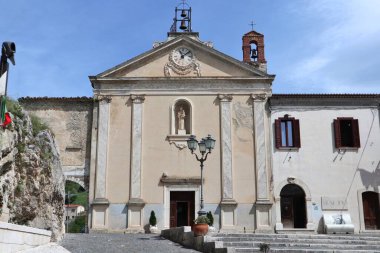 Macchiagodena, Molise, Italy - 7 May 2024: Eighteenth-century church of Sant'Antonio da Padova or Church of the Holy Spirit of the Congregation of the Minor Observants, with an adjoining convent now the town hall, in Piazza Ottavio De Salvio clipart