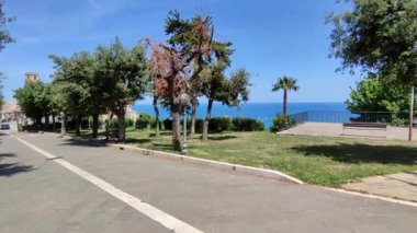 Vasto, Abruzzo, İtalya - 29 Mayıs 2024: MÖ 12. yüzyılda Adriyatik kıyısında Chieti ili üzerinde inşa edilen antik köy