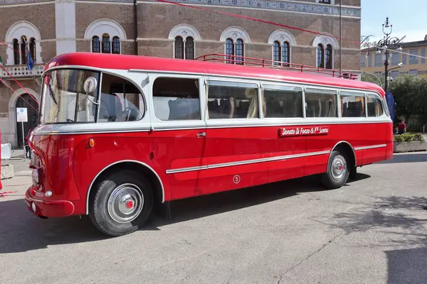 stock image Benevento, Campania, Italy  June 23, 2024: Vintage buses in Piazza Castello on the occasion of the thirteenth edition of Streghe al Volante, the national A.S.I. event valid for the Marco Polo Trophy