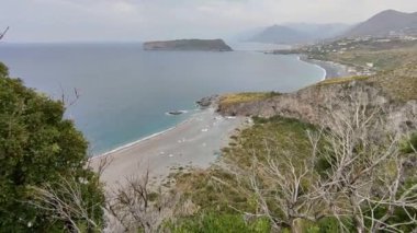 San Nicola Arcella, Cosenza, Calabria, İtalya 23 Eylül 2023: Kıyı şeridinden sahil manzarası