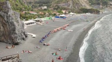 San Nicola Arcella, Cosenza, Calabria, İtalya 23 Eylül 2023: Arcomagno plajına giden yoldan panoramik manzara