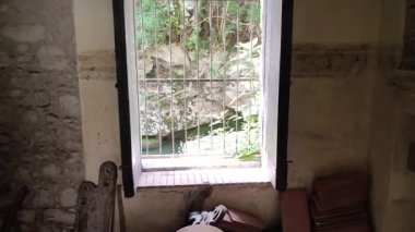 Casaletto Spartano, Campania, İtalya - 20 Eylül 2023: Oasis Cascate dei Capelli di Venere in the Cilento, Vallo di Diano and Alburni National Park, 1998 'den beri UNESCO miras alanı