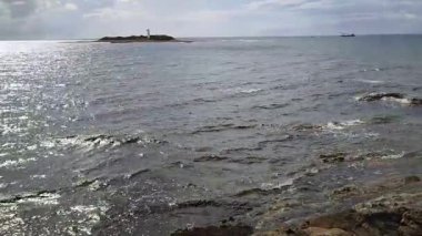 Castellabate, Salerno, Campania, İtalya 18 Eylül 2024: Punta Licosa ile Ogliastro Marina arasındaki kıyı şeridi