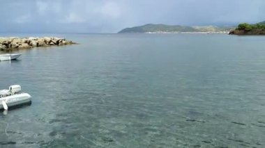 Castellabate, Salerno, Campania, İtalya, 18 Eylül 2024: Punta Licosa 'daki küçük liman