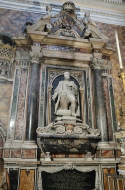 Napoli, Campania, İtalya 12 Eylül 2024: Santa Maria delle Anime del Purgatorio ad Arco Kilisesi 17. yüzyılda Mastrillo ailesi tarafından şehrin yoksul insanlarını defnetmek için inşa edilmiştir.