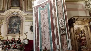 Napoli, Campania, İtalya 24 Aralık 2024: 17. yüzyıl Santa Caterina a Chiaia Kilisesi