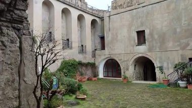 Salerno, Campania, İtalya 8 Şubat 2025: Lombard kalesi 8. yüzyılda Arechi II.