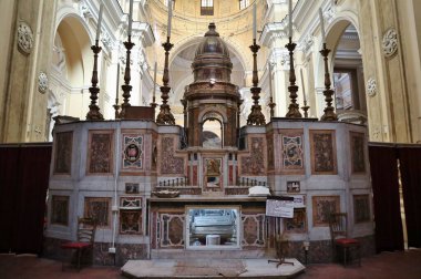 Naples, Campania, Italy  February 14, 2025: Interior of the Basilica of San Giorgio Maggiore founded in the 5th century and renovated in the 17th century by Cosimo Fanzago who reversed its orientation clipart