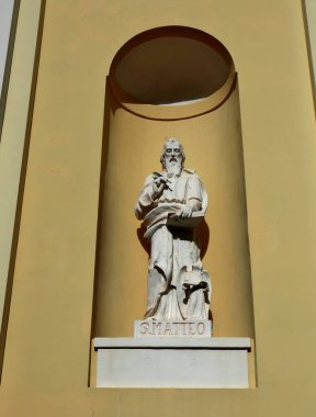 Minori, Campania, İtalya 19 Kasım 2024: 18. yüzyılın ortalarında Minori 'nin koruyucu azizi Aziz Trofimena' nın kalıntılarını barındırmak için yeniden inşa edilen kilise