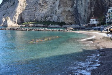 Meta di Sorrento, Campania, İtalya 12 Nisan 2025: Liman Koyu 'ndaki Alimuri Sahili