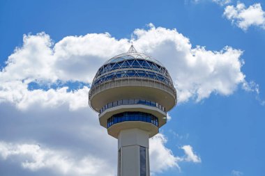 Atakule kulesi Ankaya Ankara hindisinde kabarıyor.