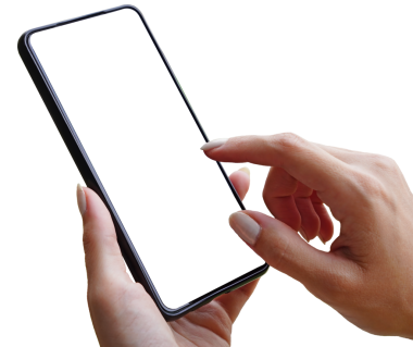 İzole edilmiş temiz arkaplanda boş ekranlı el ele tutuşan telefon