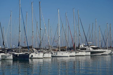 Mersin Hindi - Mersin Limanında 26.01.2025 yat         