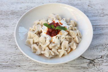 Mant - Ahşap kavramı üzerine Türk mantısı