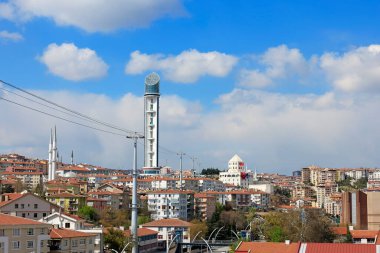 Ankara Türkiye - 10.04.2025 Keiren, Cumhuriyet Kulesi, Estergon kalesi ve teleferikli fotoğraf