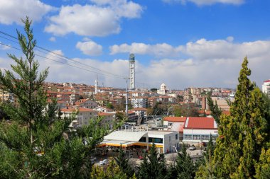 Ankara Türkiye - 10.04.2025 Keiren, Cumhuriyet Kulesi, Estergon kalesi ve teleferikli fotoğraf