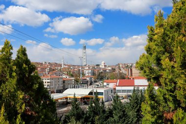 Ankara Türkiye - 10.04.2025 Keiren, Cumhuriyet Kulesi, Estergon kalesi ve teleferikli fotoğraf